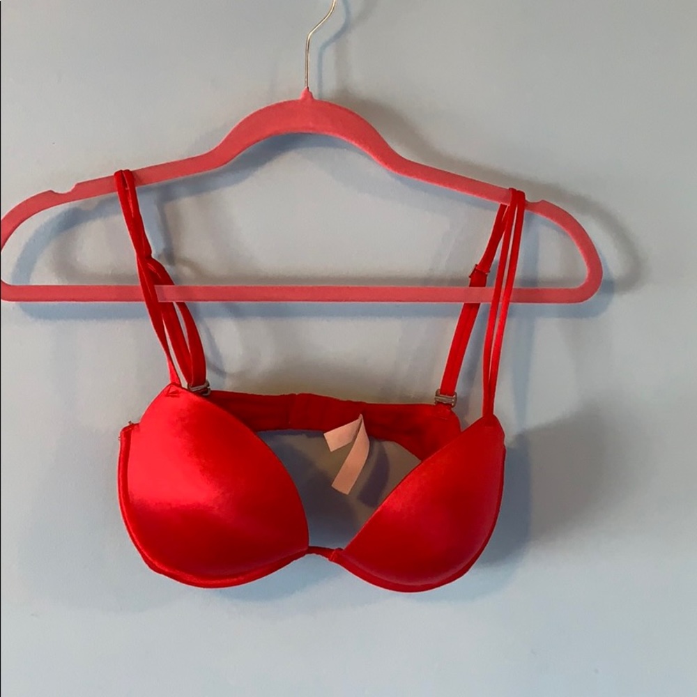 Pink Victoria secret red push up bra